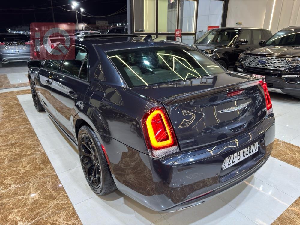 كرايسلر 300